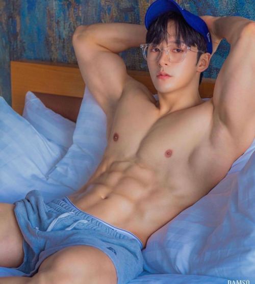 ถอดโชว์เรือนร่าง 2756