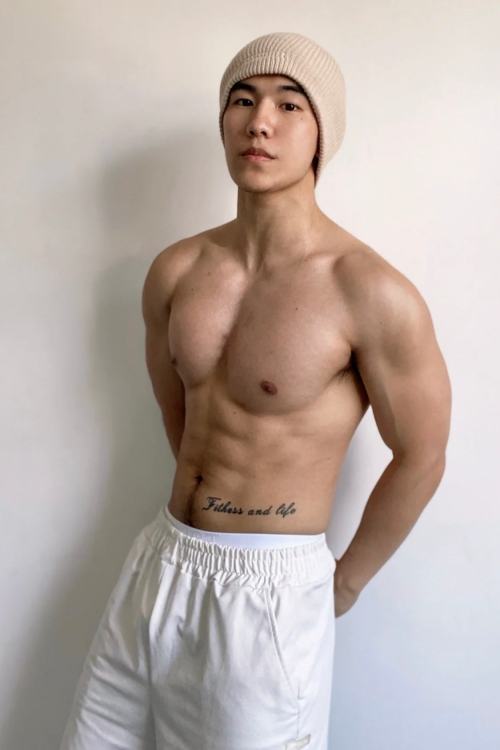 ถอดโชว์เรือนร่าง 2756
