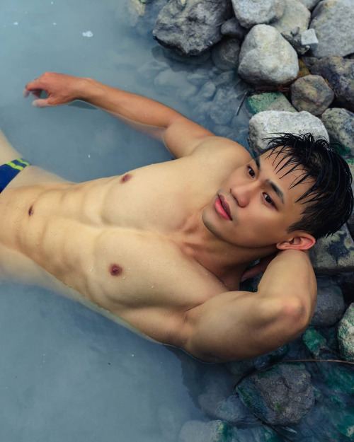 ถอดโชว์เรือนร่าง 2757