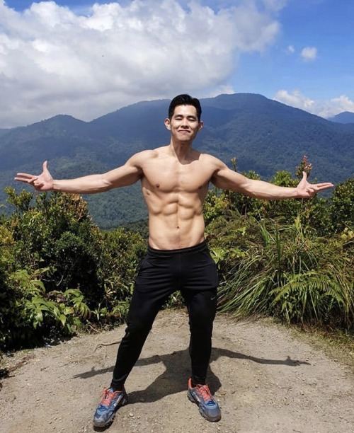 ถอดโชว์เรือนร่าง 2758