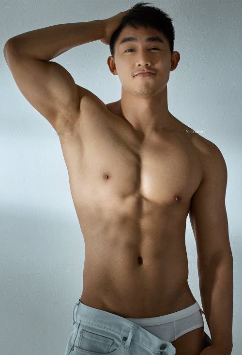 ถอดโชว์เรือนร่าง 2759