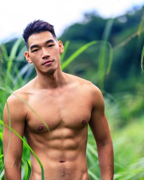 ถอดโชว์เรือนร่าง 2760