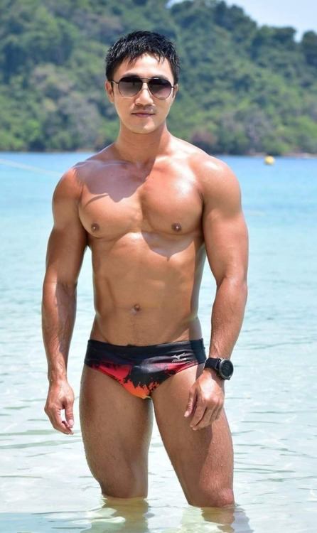 ถอดโชว์เรือนร่าง 2762