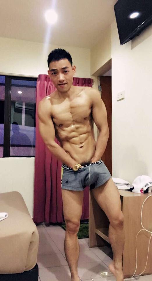 ถอดโชว์เรือนร่าง 2764