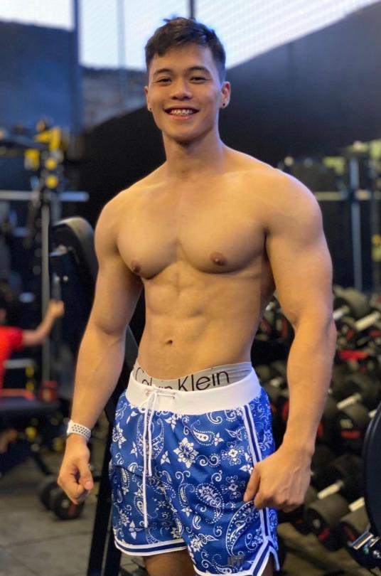 ถอดโชว์เรือนร่าง 2765