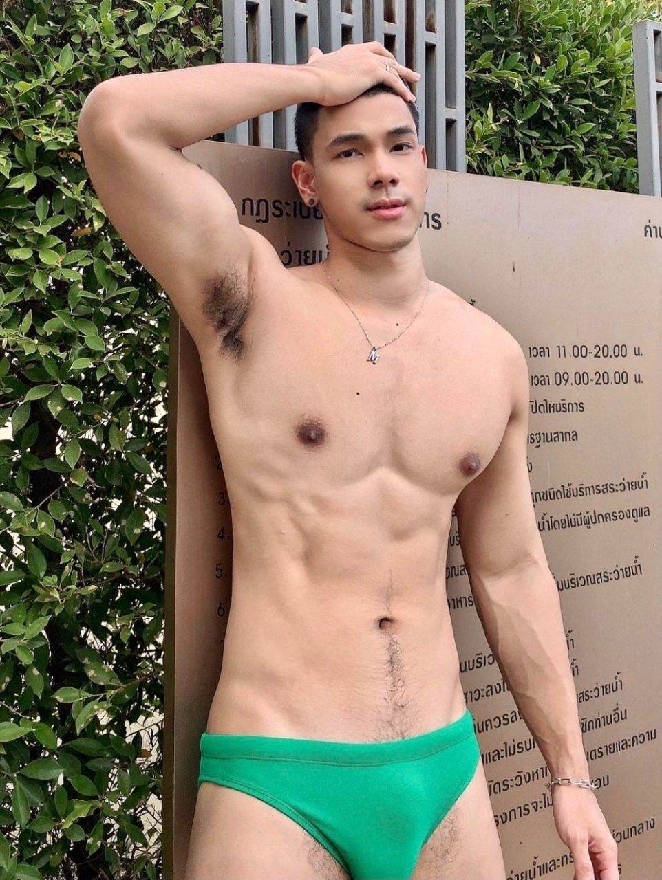 ถอดโชว์เรือนร่าง 2765