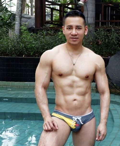 ถอดโชว์เรือนร่าง 2765
