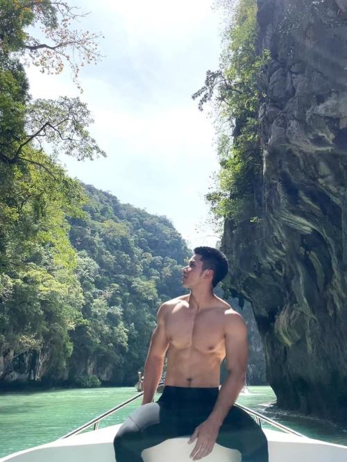 ถอดโชว์เรือนร่าง 2767