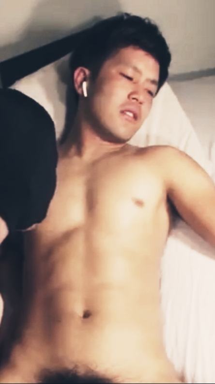 ดูไม่ชอบมาพากล