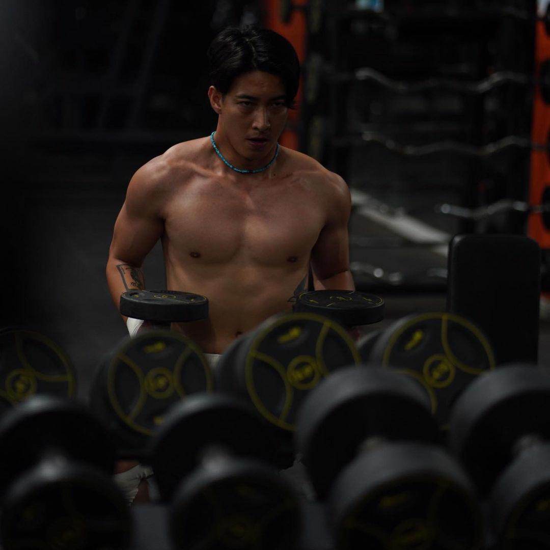 เมื่อผัวรวมตัวถอด