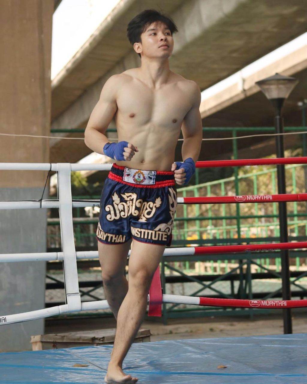 ถล่ำรักสามี