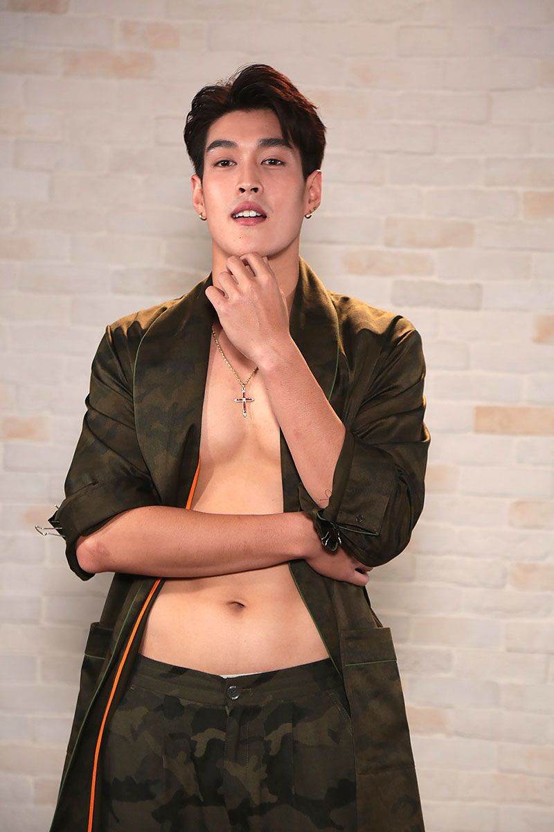 ไม่เลือกเลยเพราเอาทั้งคู่