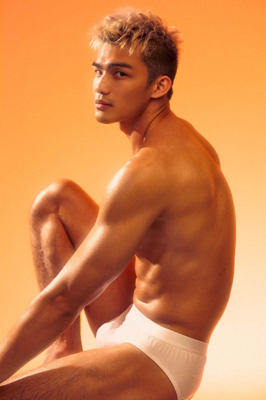Hot men in underwear 661