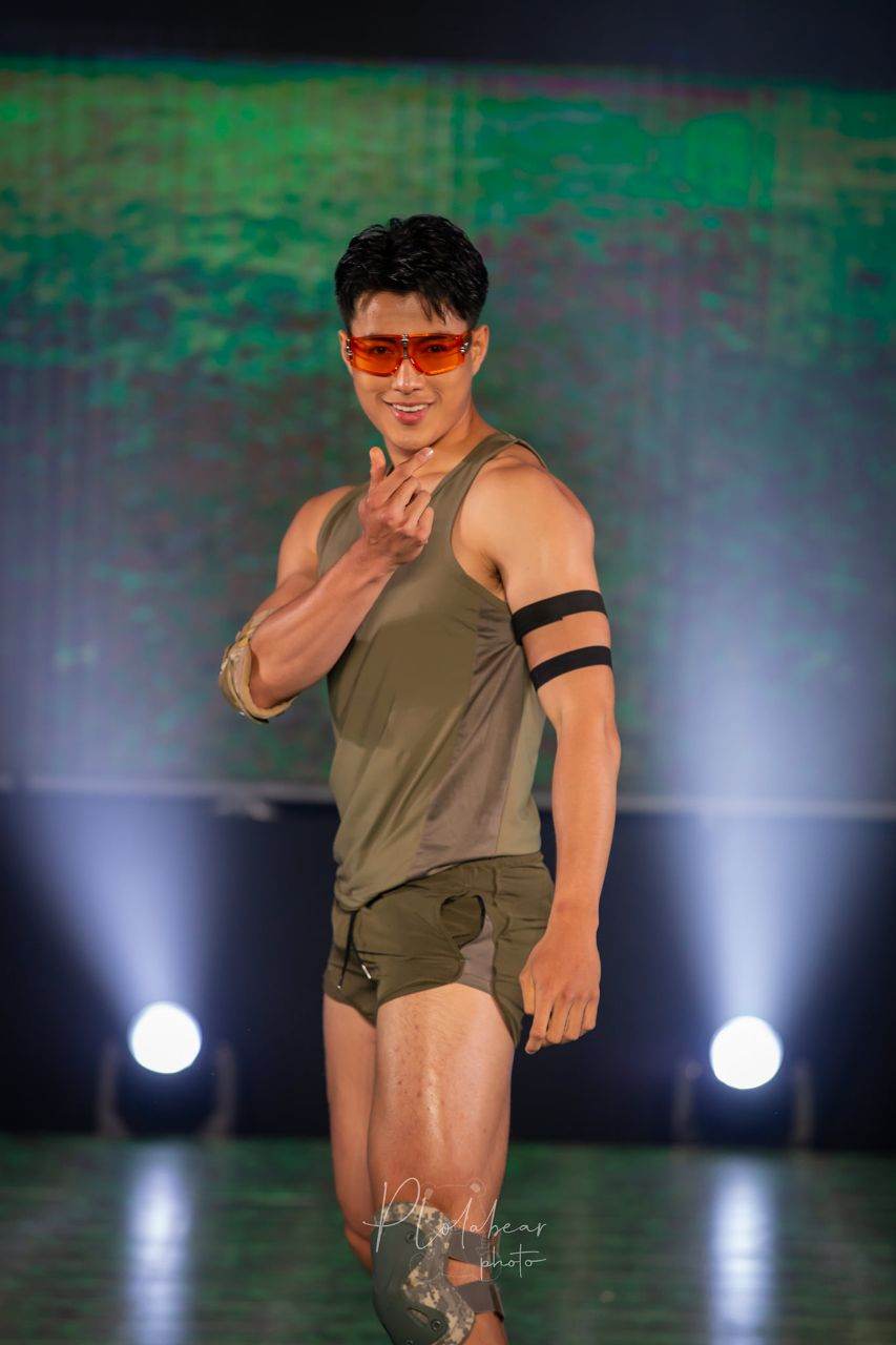 รวมนายแบบ TEAMM8
