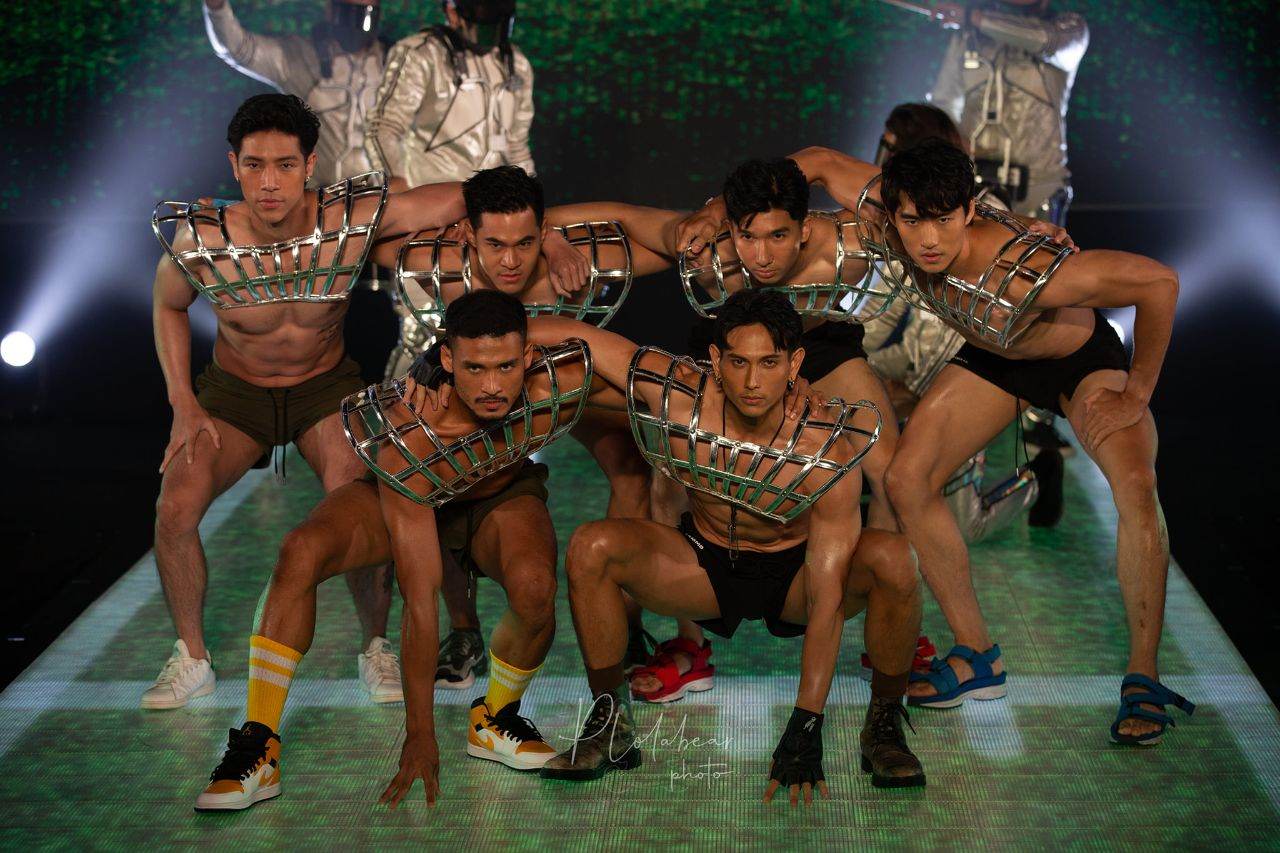 รวมนายแบบ TEAMM8