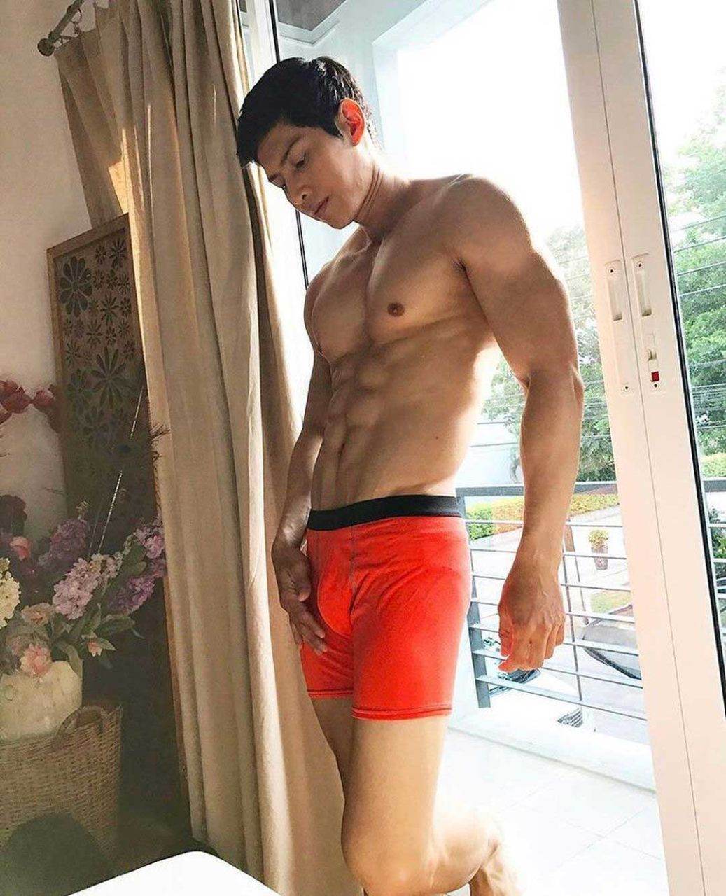 หุบปากแล้วจัดหนักเข้าไว้