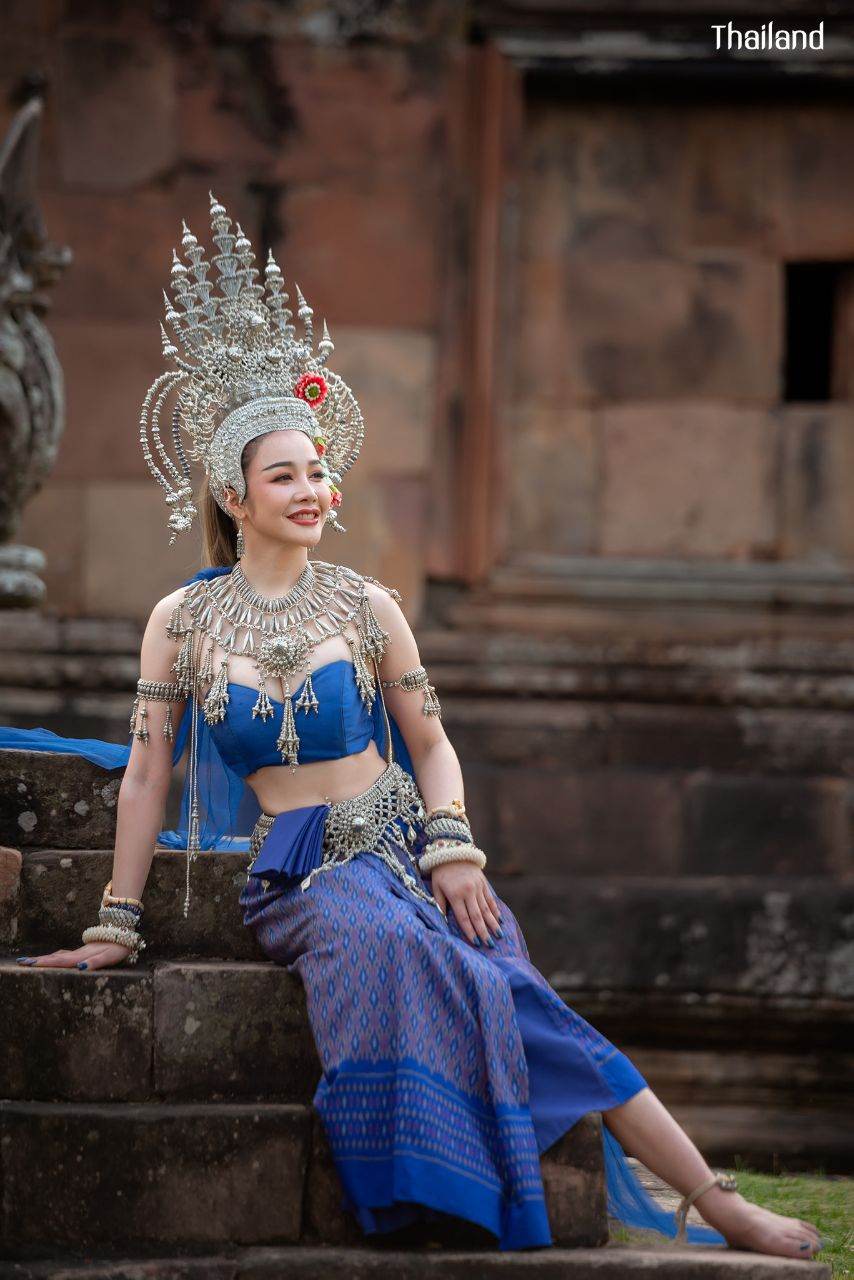 Thai Apsara at Phanom Rung Stone Castle | THAILAND 🇹🇭