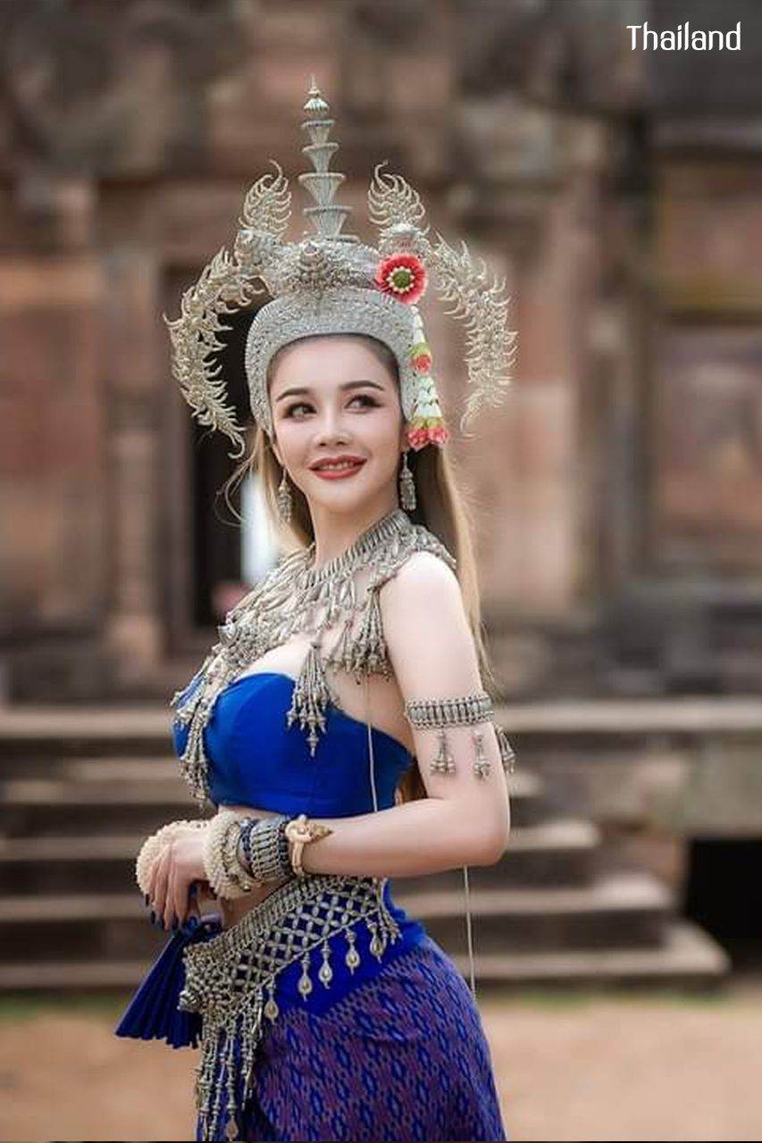 Thai Apsara at Phanom Rung Stone Castle | THAILAND 🇹🇭