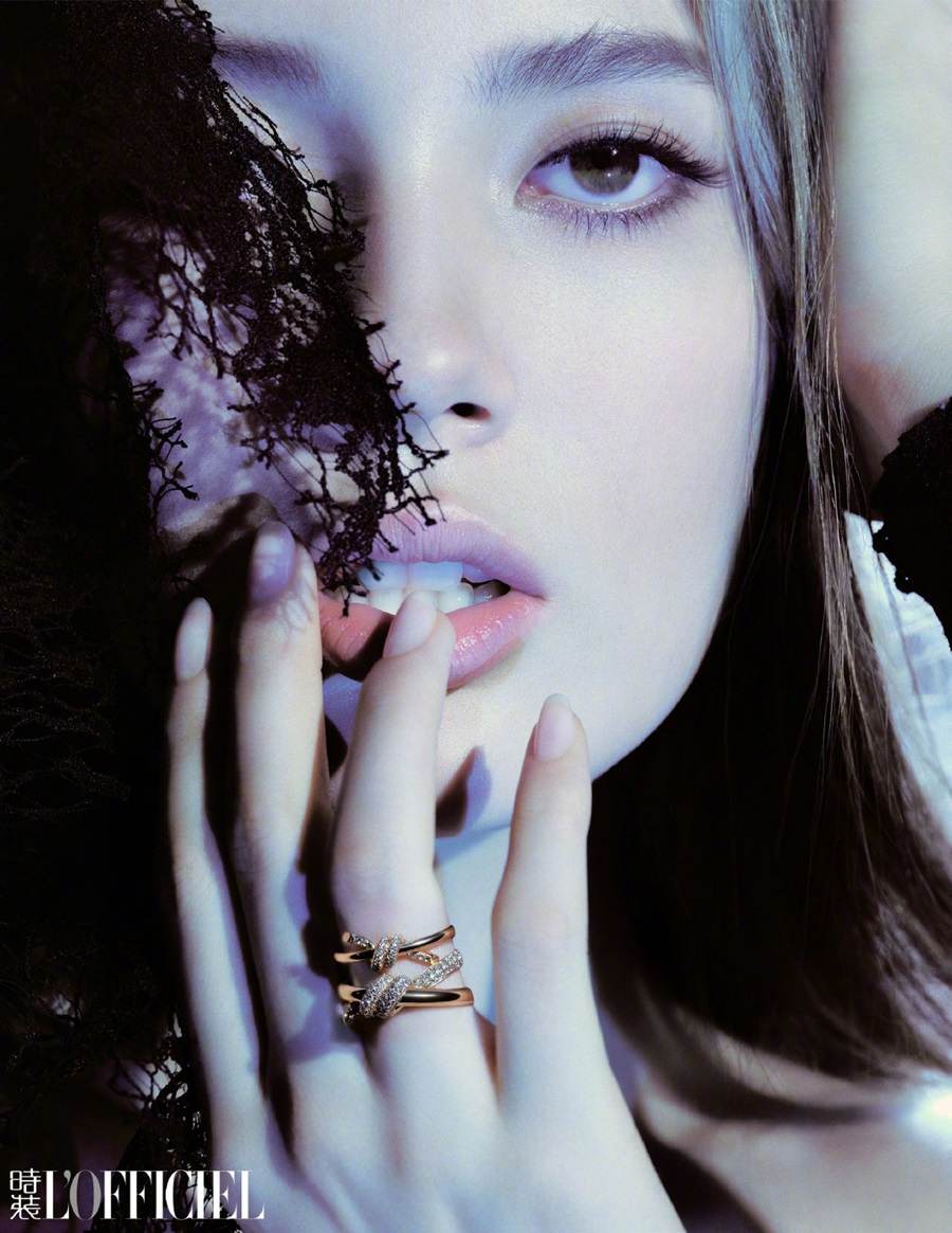 Eileen Gu @ L&rsquo;Officiel China April 2022