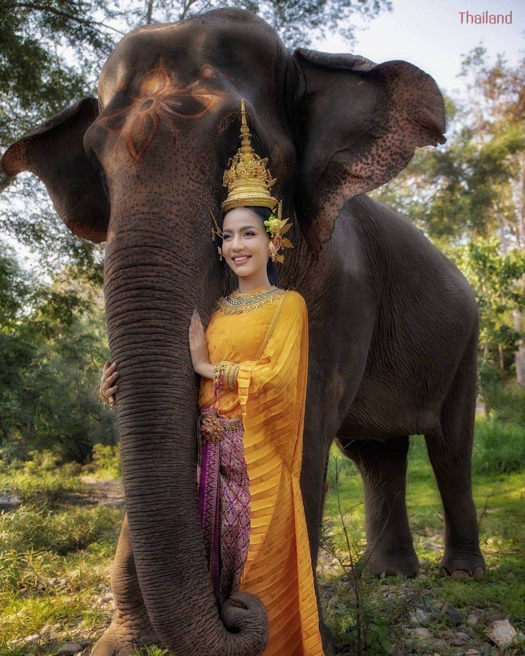 Nang Songkran 2022: Kirinee Devi or Kankinee Devi 💦 | THAILAND 🇹🇭