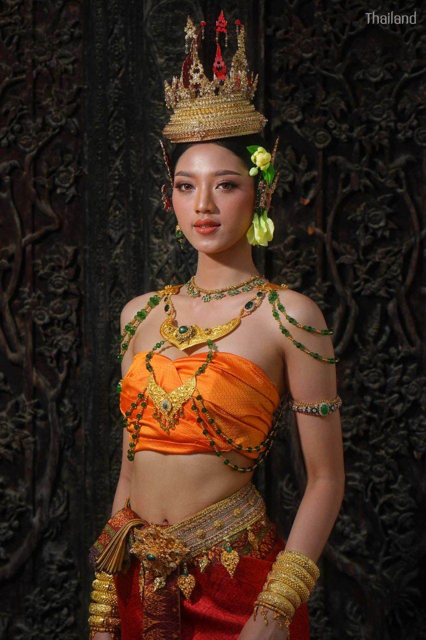 Nang Songkran 2022: Kirinee Devi or Kankinee Devi 💦 | THAILAND 🇹🇭