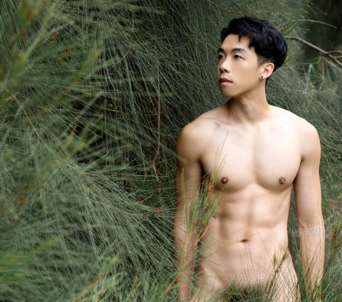หนุ่มหล่อขึ้นปก 1097