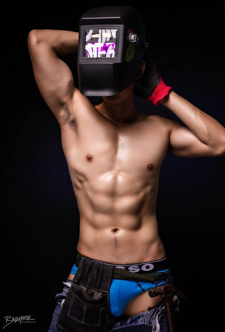 Hot men in underwear 670