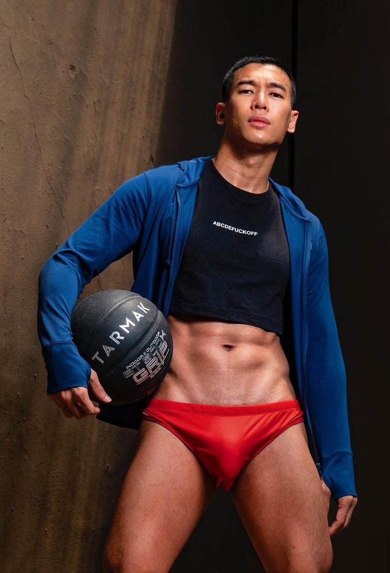 Hot men in underwear 670