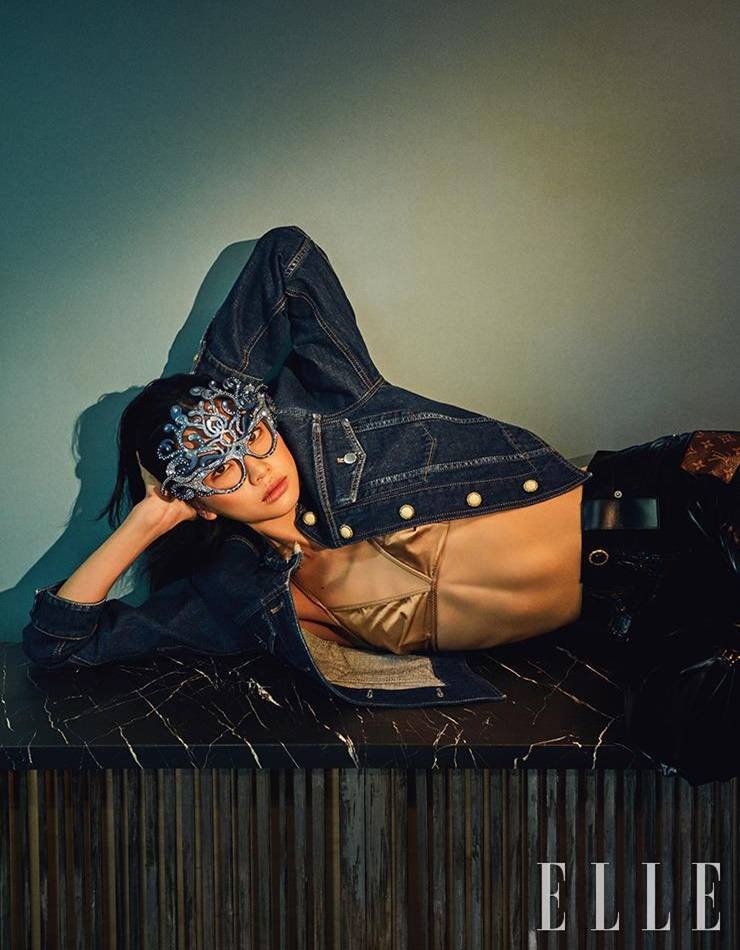 Jung Ho Yeon @ ELLE Korea April 2022