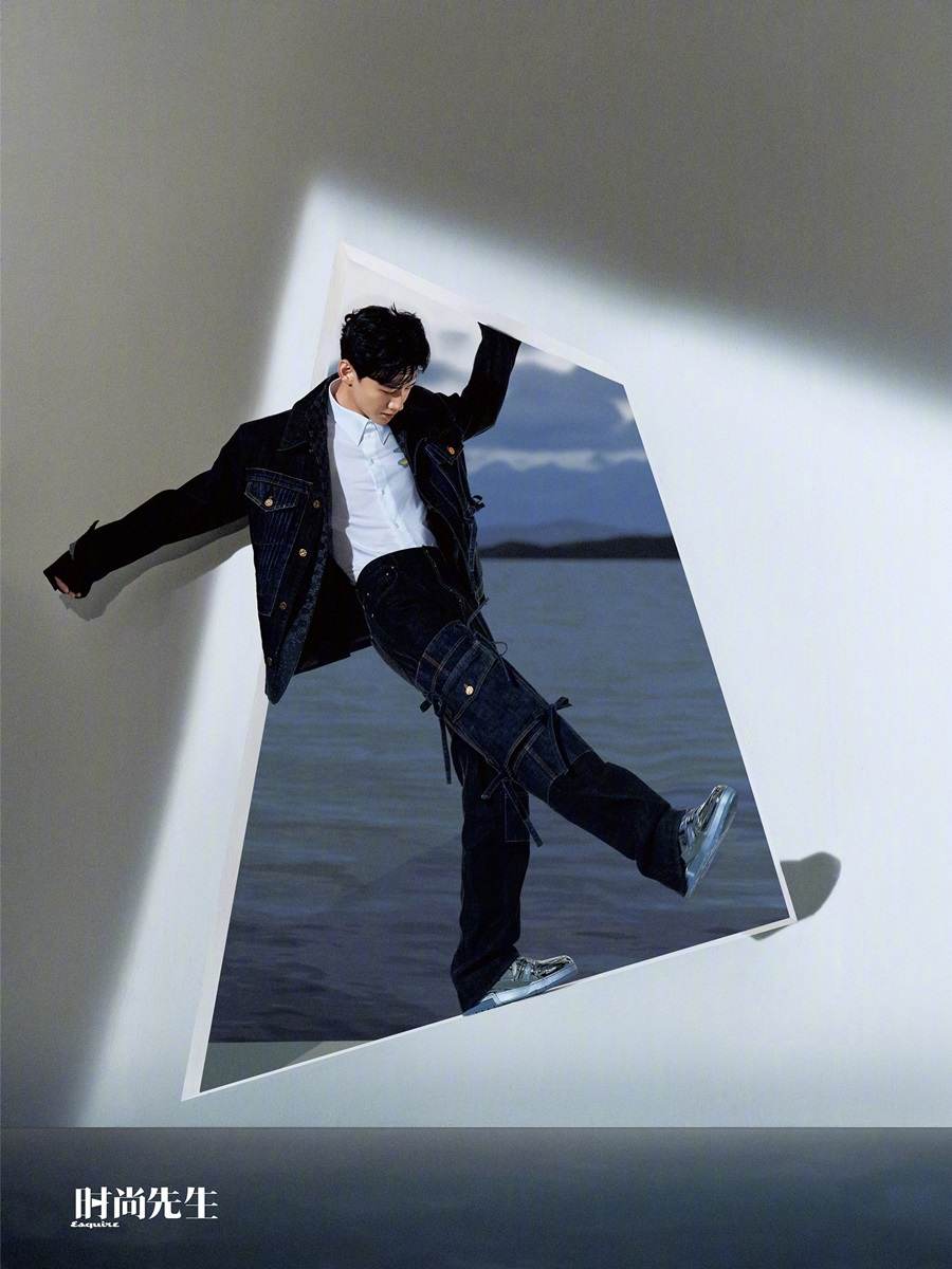 Bai Jingting @ Esquire Fine China April 2022