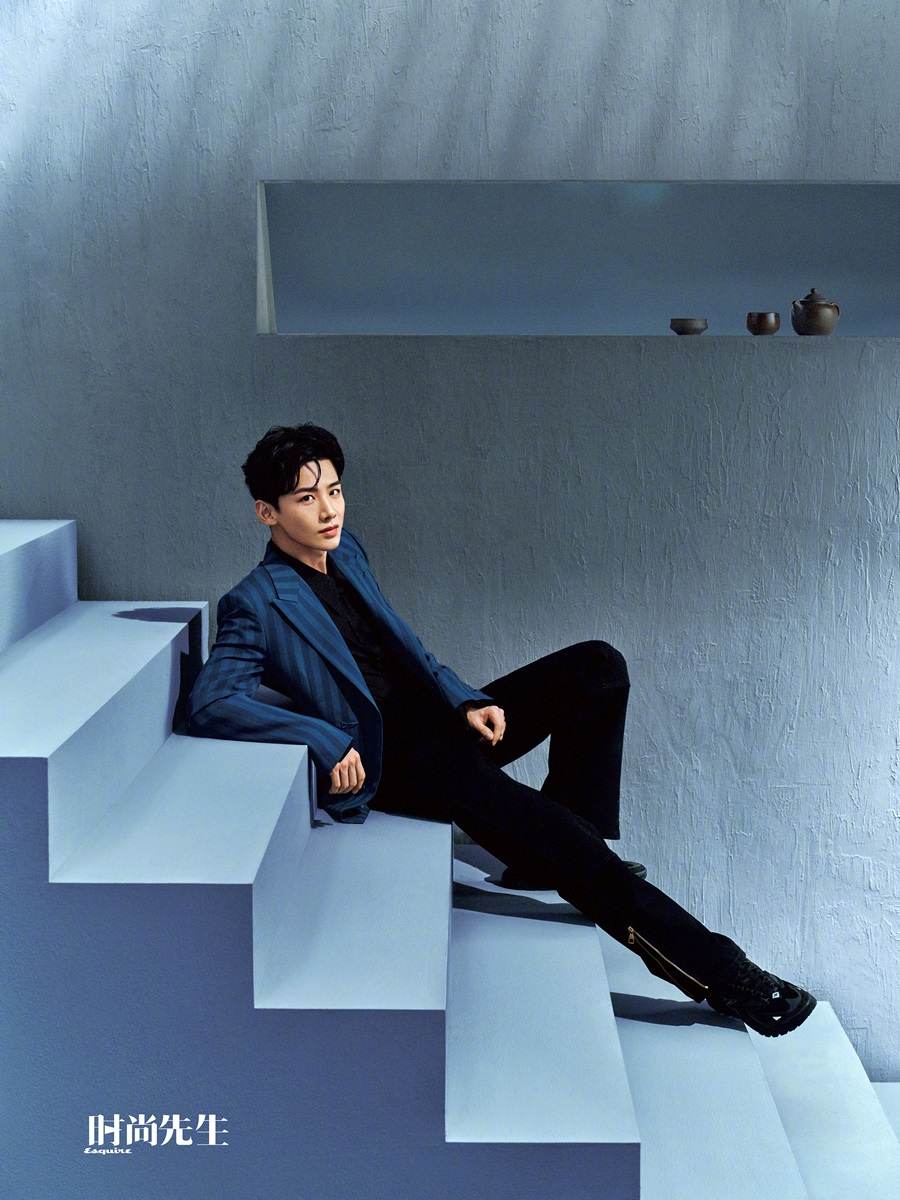 Bai Jingting @ Esquire Fine China April 2022