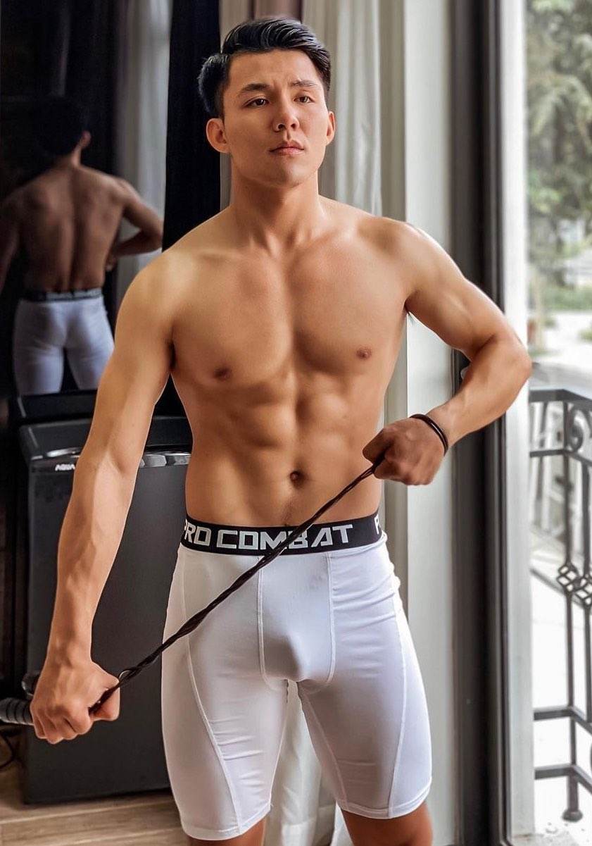 Hot men in underwear 672