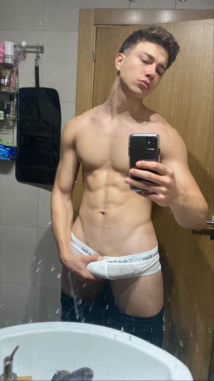 Hot men in underwear 673