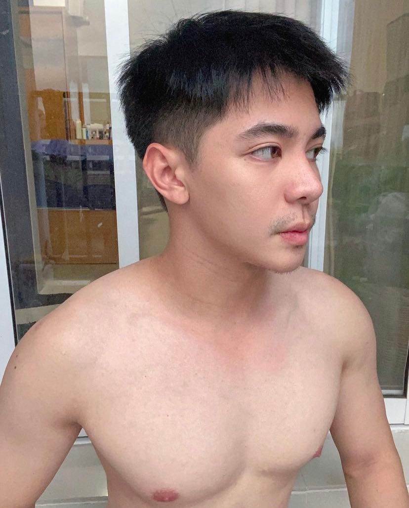 ถอดโชว์เรือนร่าง 2769