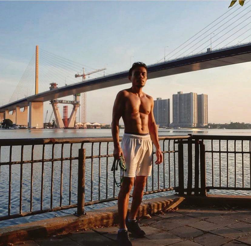 ถอดโชว์เรือนร่าง 2770