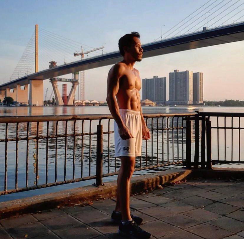 ถอดโชว์เรือนร่าง 2771