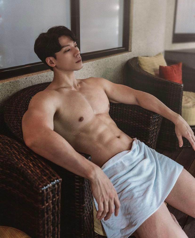 ถอดโชว์เรือนร่าง 2773