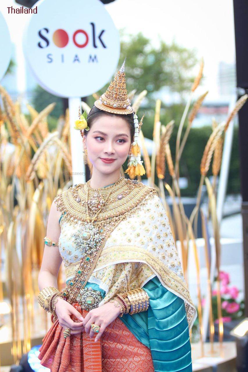 Nang Songkran 2022: Kirinee Devi or Kankinee Devi by "Baifern - Pimchanok" | THAILAND 🇹🇭