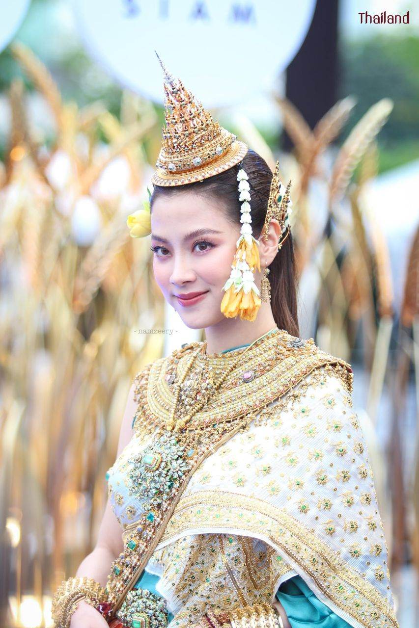 Nang Songkran 2022: Kirinee Devi or Kankinee Devi by "Baifern - Pimchanok" | THAILAND 🇹🇭