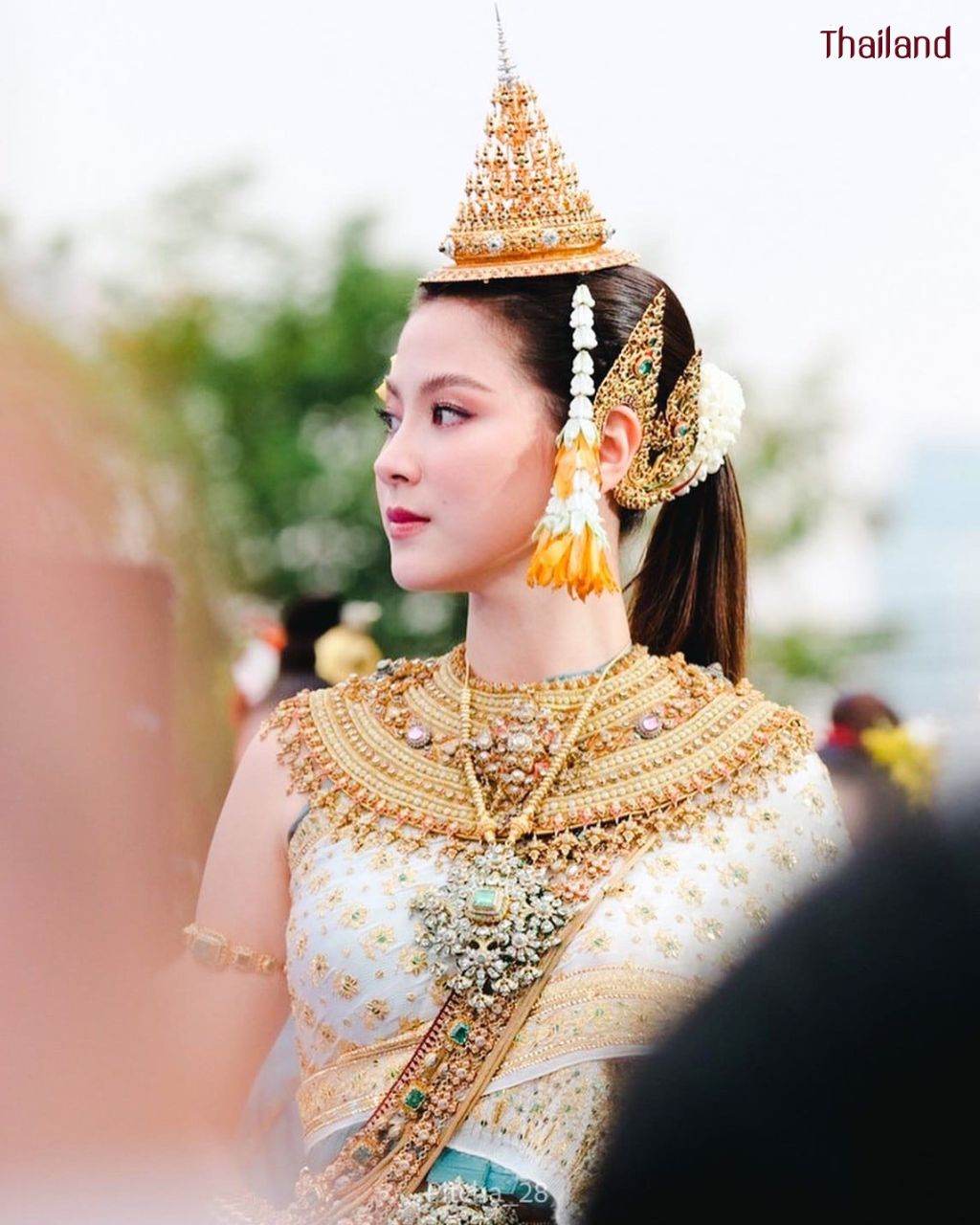Nang Songkran 2022: Kirinee Devi or Kankinee Devi by "Baifern - Pimchanok" | THAILAND 🇹🇭