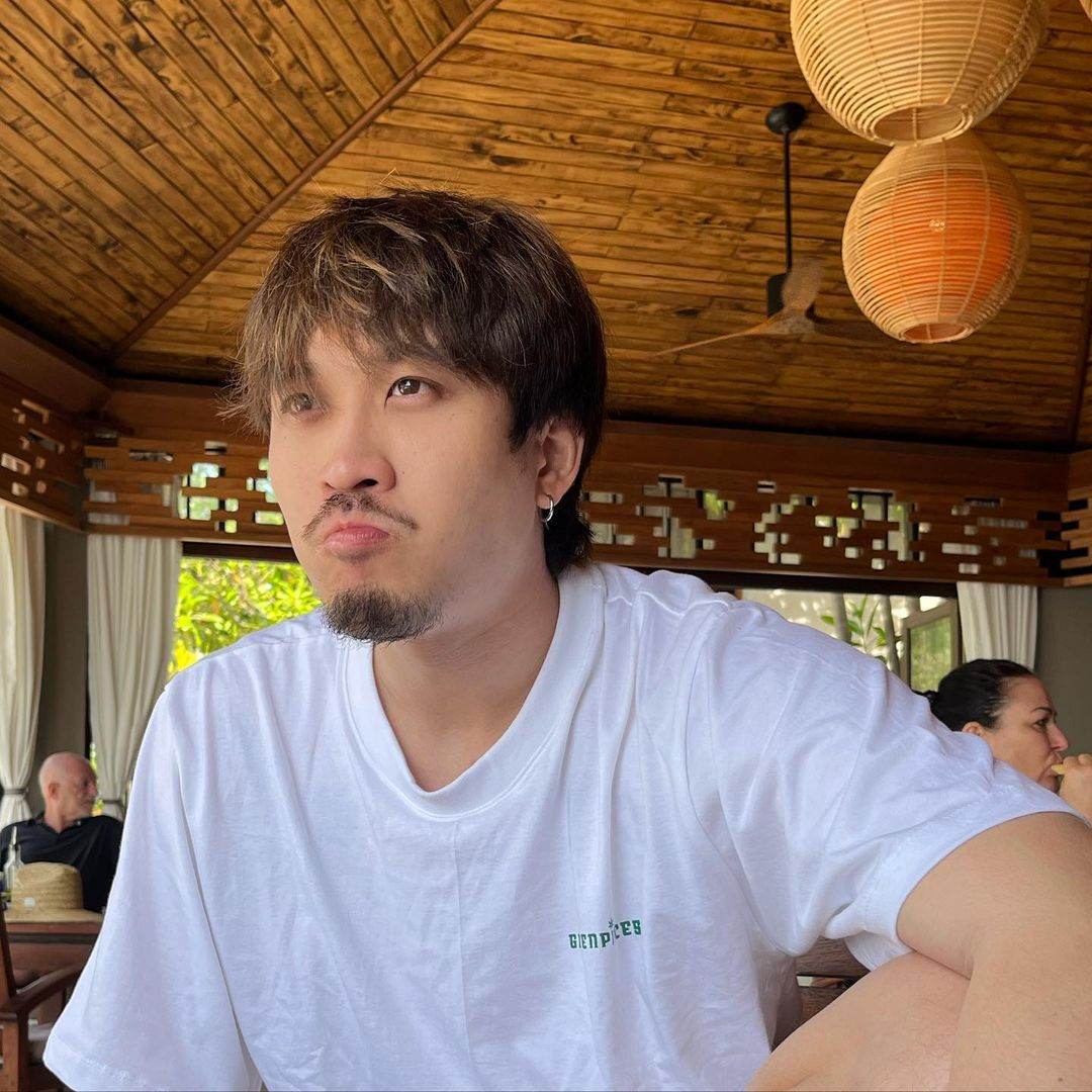 ผัวหล่อชวนฝัน