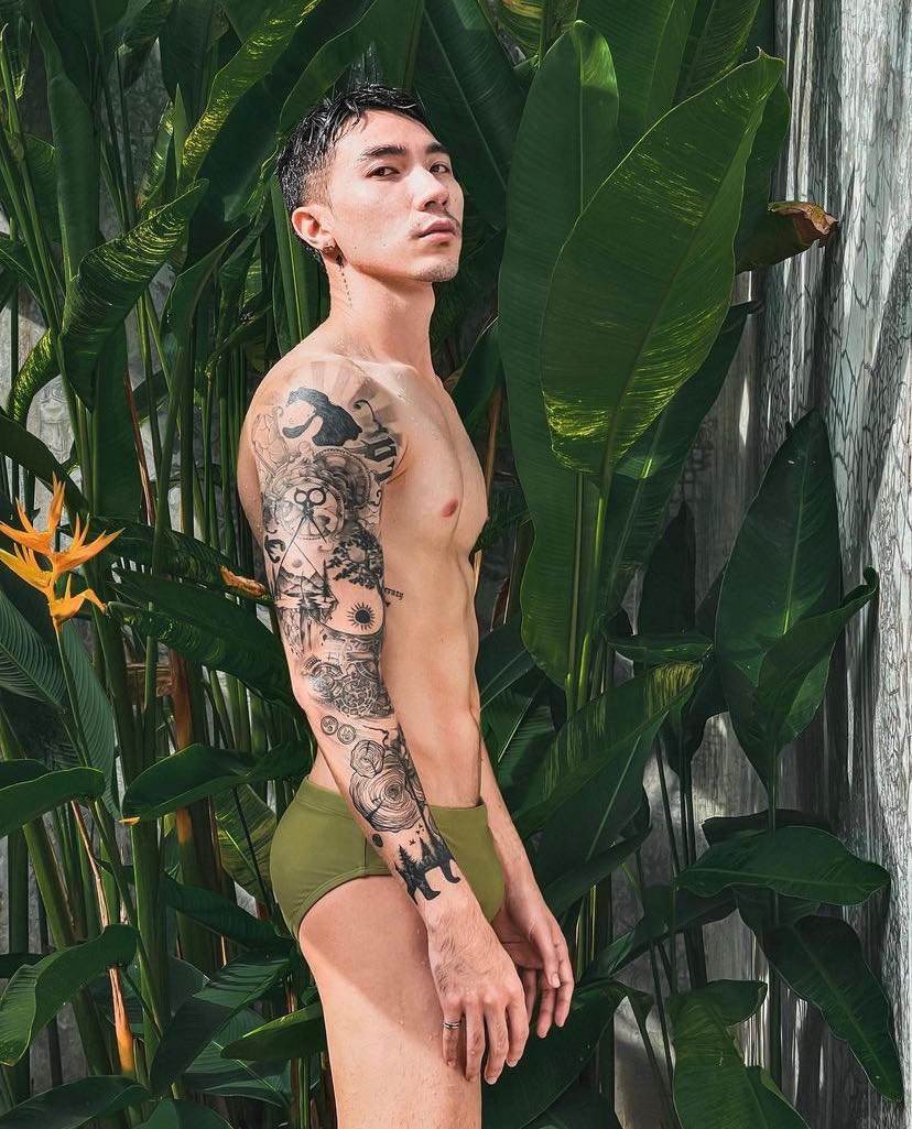 ถอดโชว์เรือนร่าง 2774