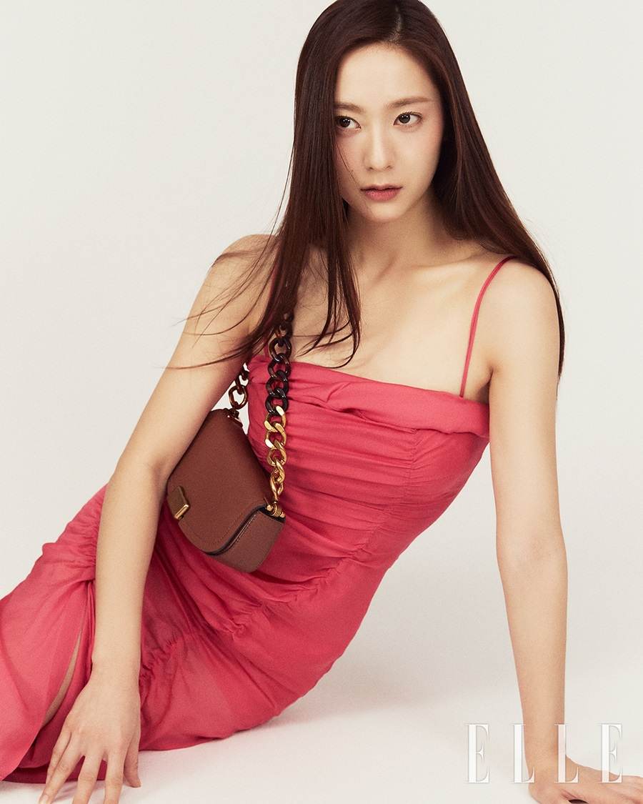 Krystal @ ELLE Korea April 2022