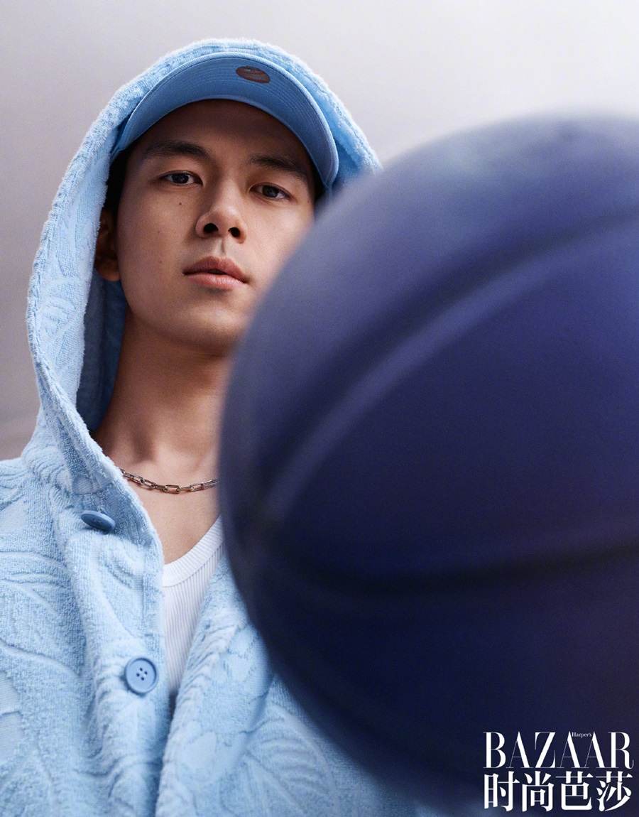 Li Xian @ Harper&rsquo;s Bazaar China May 2022