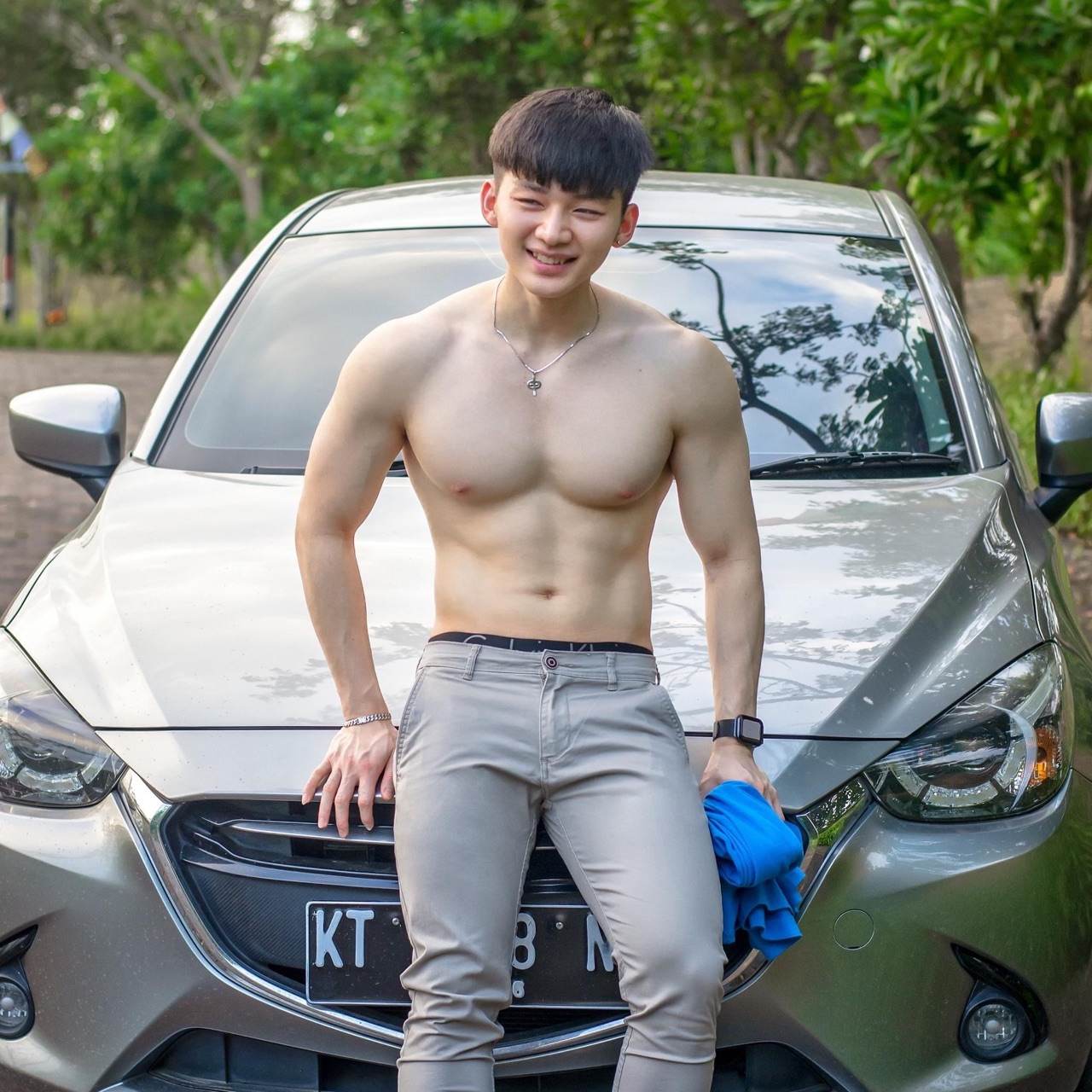 ผู้ชาย นมสวย {27}