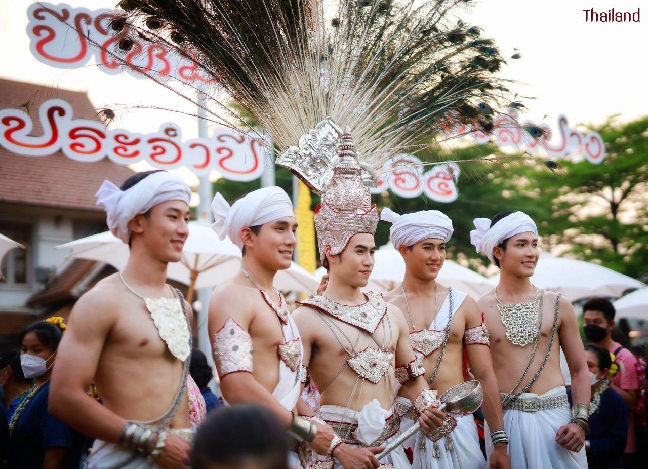 "Salung Luang Angels" in Songkran Festival of Lampang Province | THAILAND 🇹🇭