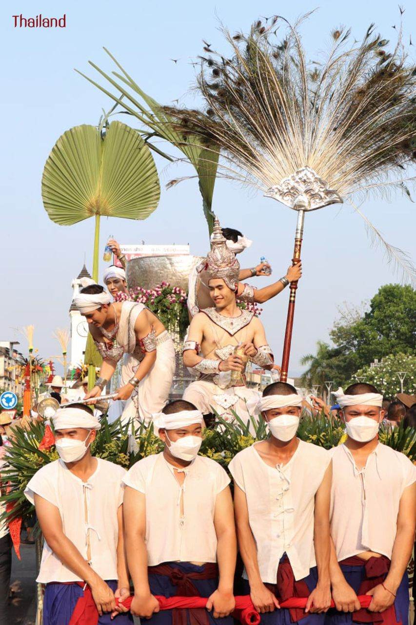 "Salung Luang Angels" in Songkran Festival of Lampang Province | THAILAND 🇹🇭