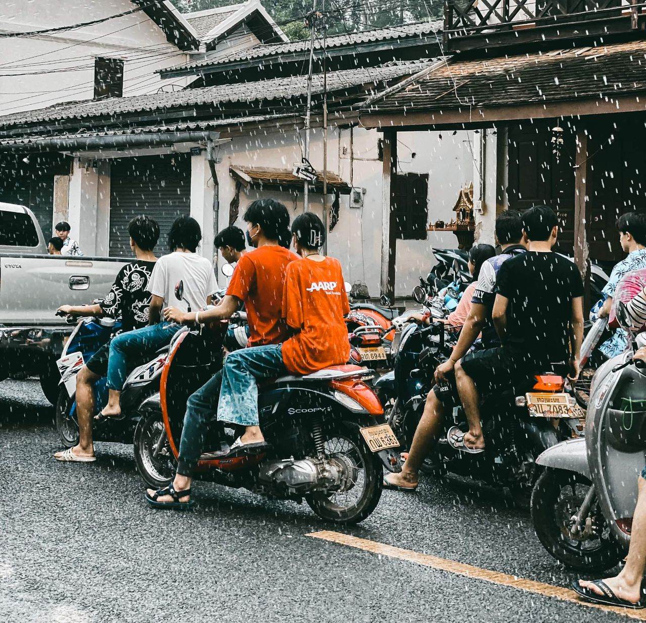 Pi mai in Laos : ภาพบรรยากาศงานฉลองเดือน 5 หลวงพระบาง เมืองมรดกโลก 14/42022