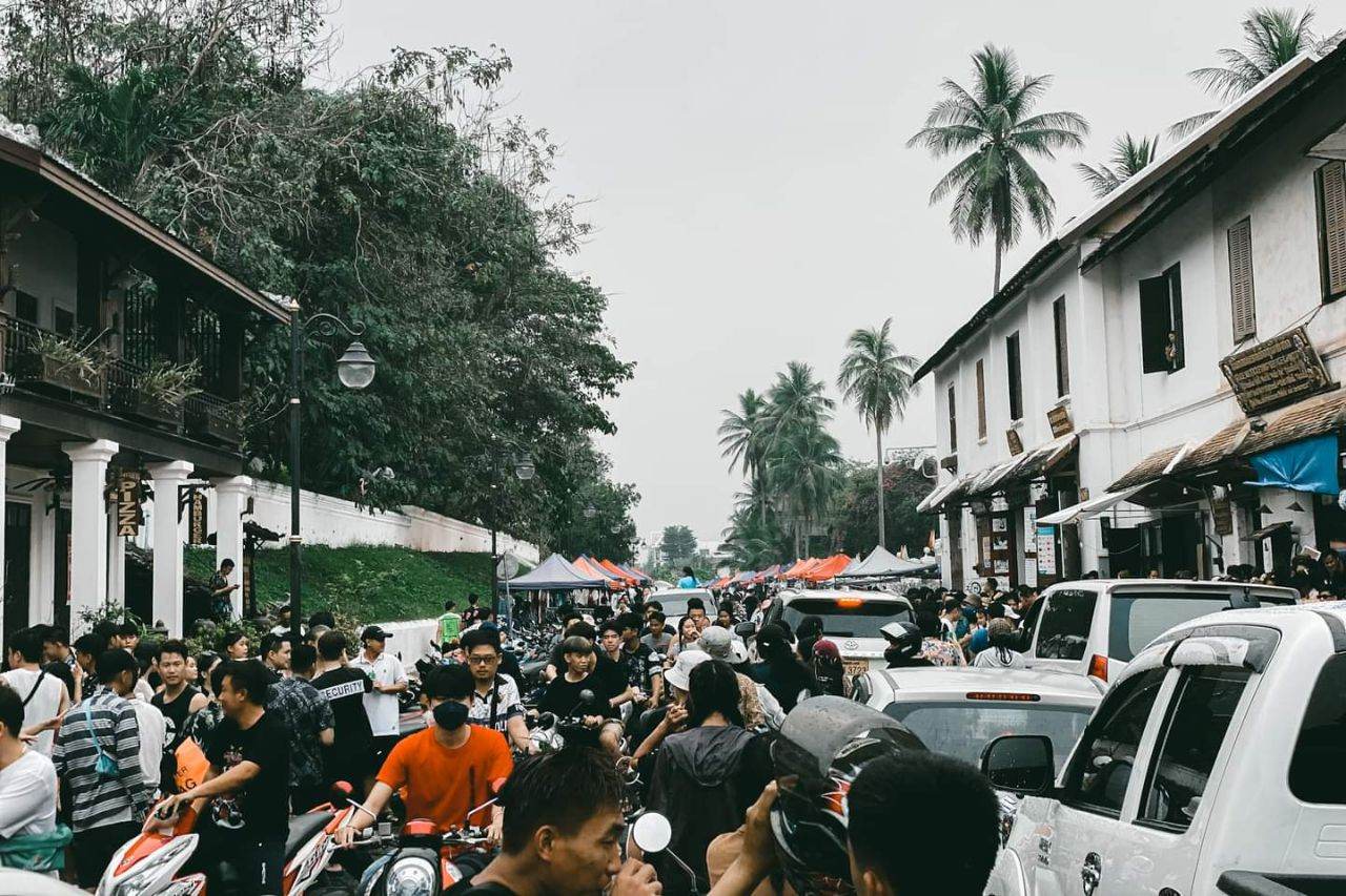 Pi mai in Laos : ภาพบรรยากาศงานฉลองเดือน 5 หลวงพระบาง เมืองมรดกโลก 14/42022