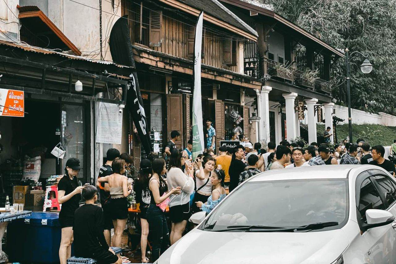 Pi mai in Laos : ภาพบรรยากาศงานฉลองเดือน 5 หลวงพระบาง เมืองมรดกโลก 14/42022